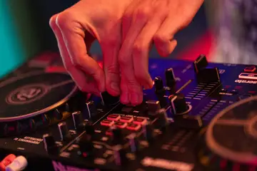 Space Rave — ภาพจากค่ำคืนนั้น 17