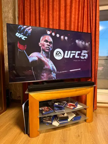 Чемпионат по UFC 5 — фото с вечера 1